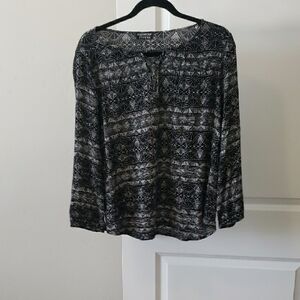 Chaps Black and White Women's Top